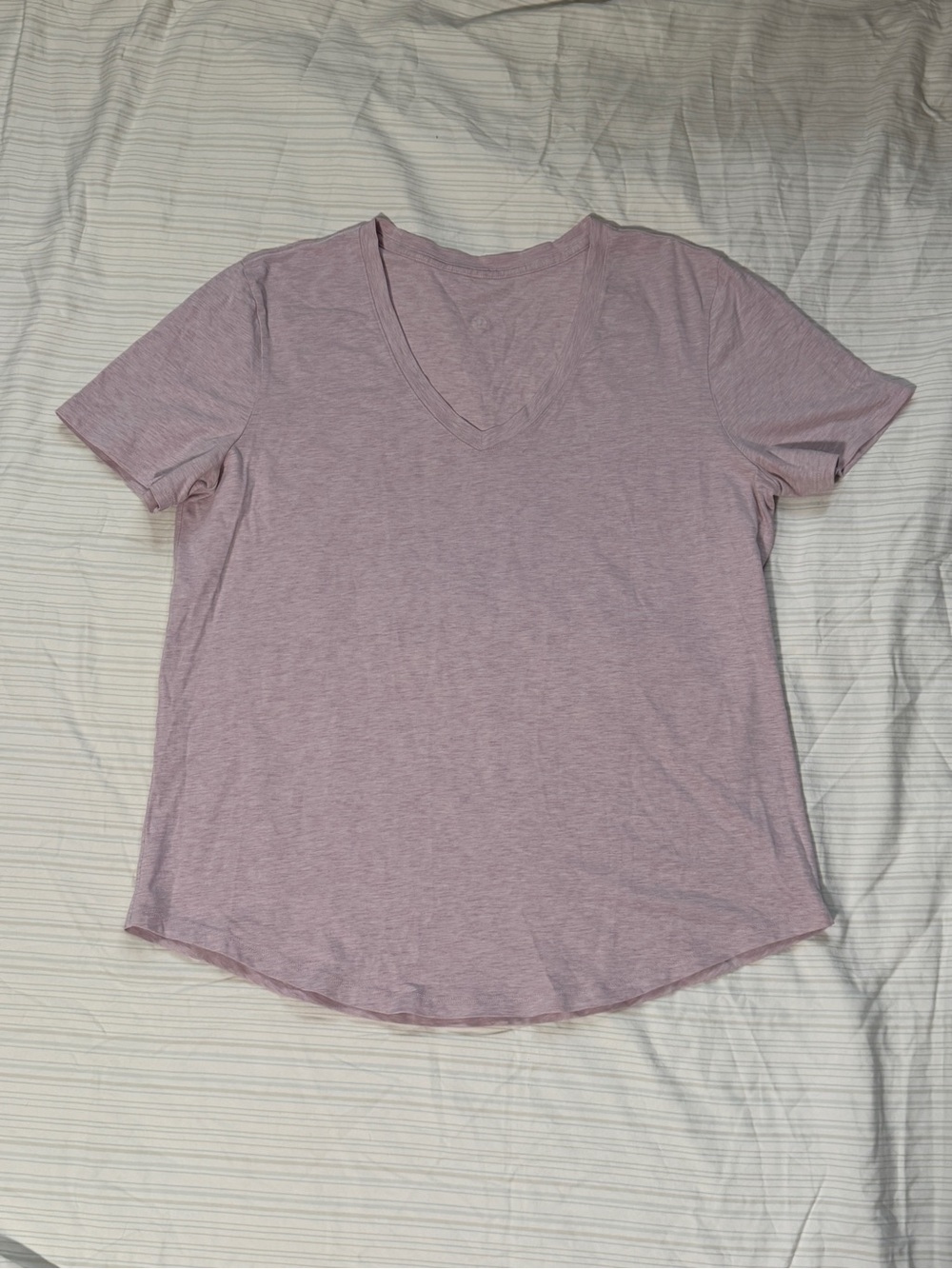 $48 lululemon heathered pink petals love tee V shirt size 4-6